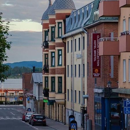 Home Hotel Bristol Арвика Екстериор снимка