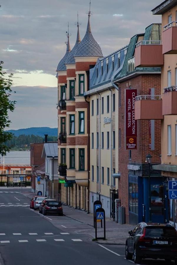 Home Hotel Bristol Арвика Екстериор снимка