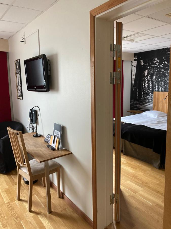 Home Hotel Bristol Арвика Екстериор снимка